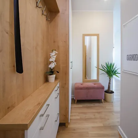 Maya's Flats & 81 - 3 Flat In Garnizon Apartment Danzig